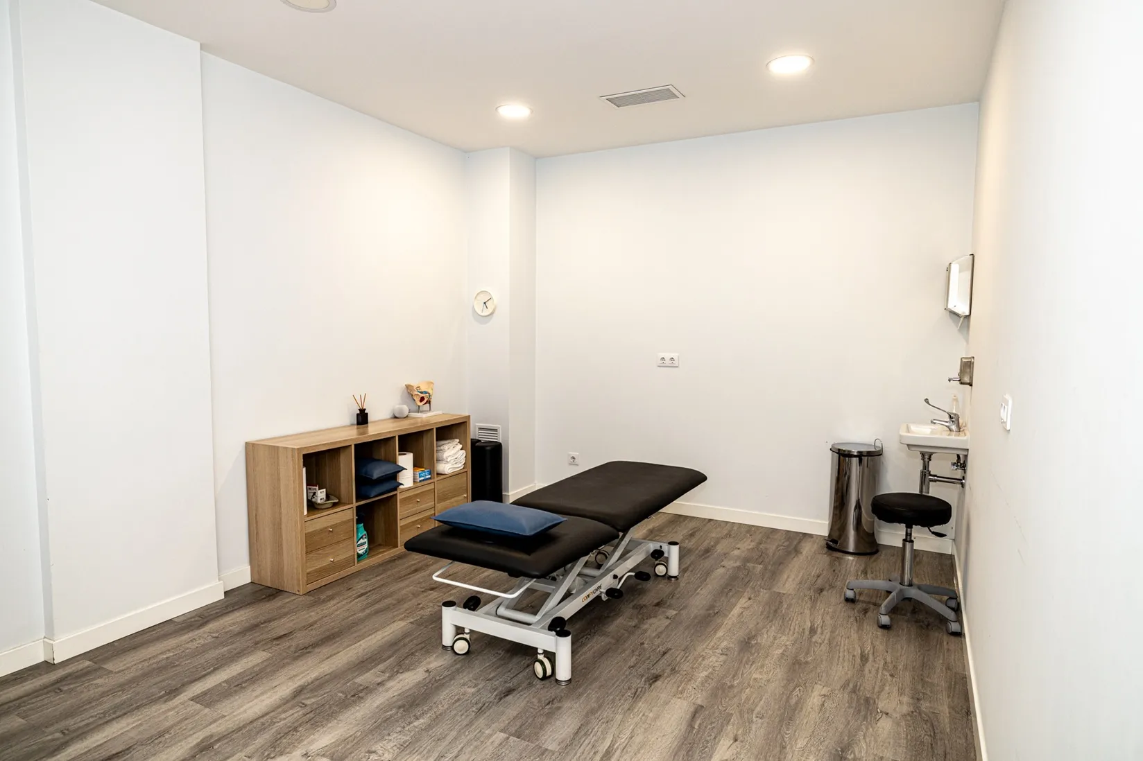 Una de las salas de tratamiento de la nueva clínica de ILUNION en Madrid