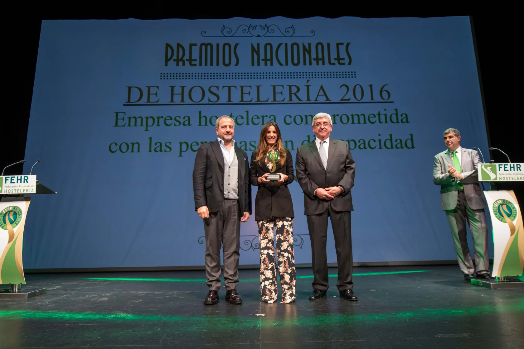 Patricia Otero, de ILUNION Hotels, recibe el Premio Nacional de Hostelería 