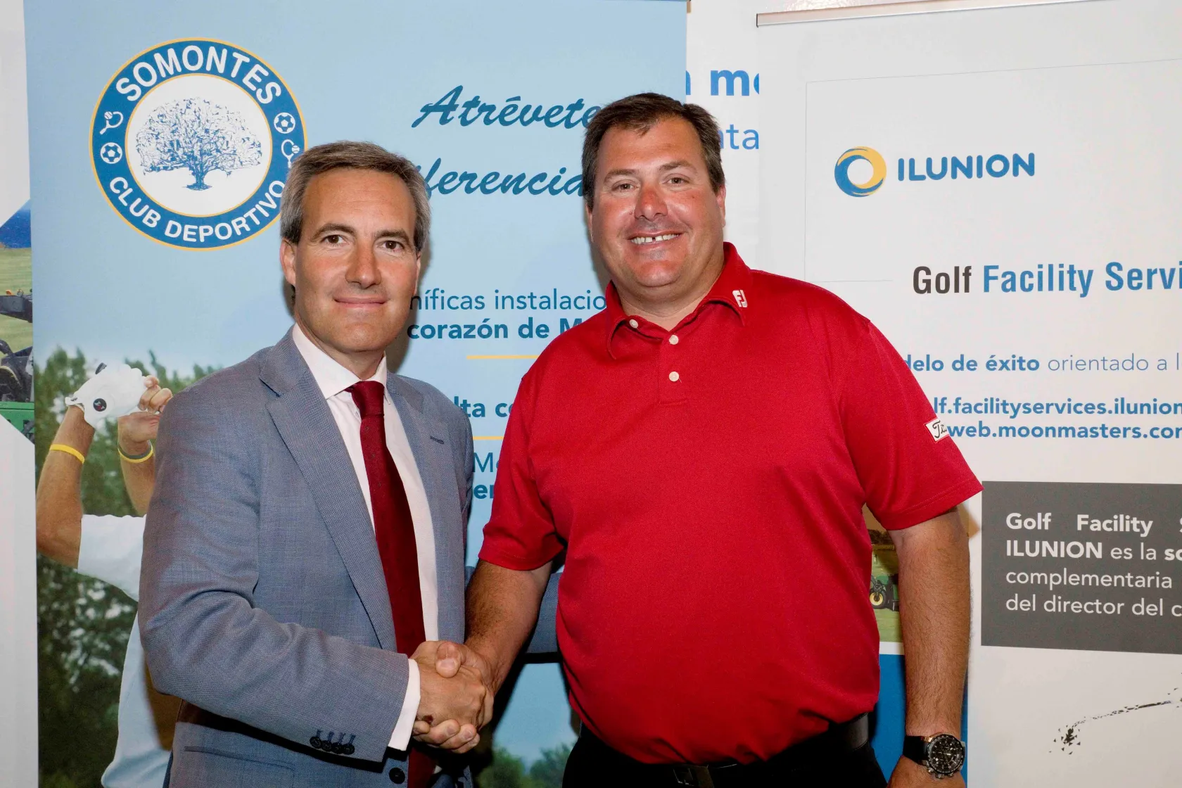 De izquierda a derecha: el consejero delegado del Grupo ILUNION, Alejandro Oñoro, y el seleccionador nacional de golf, Kiko Luna.