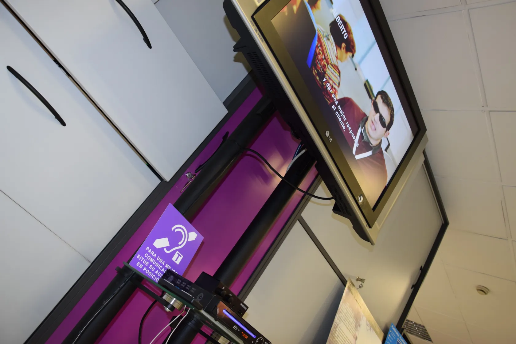 Fiapas e ILUNION trabajarán para minimizar las barreras de comunicación de las personas sordas 