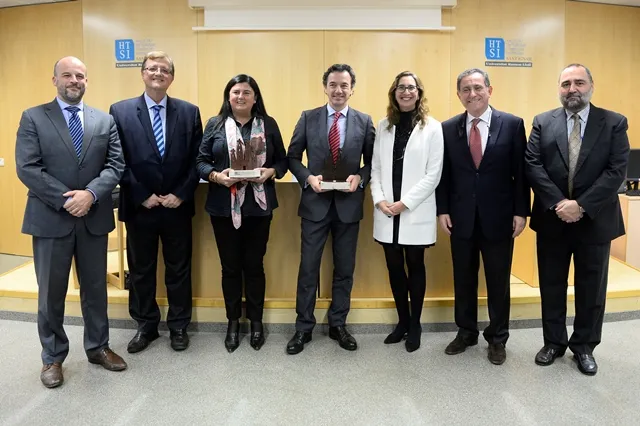 El director general de ILUNION Hotels en la recogida de los Premios Xavier de Turismo