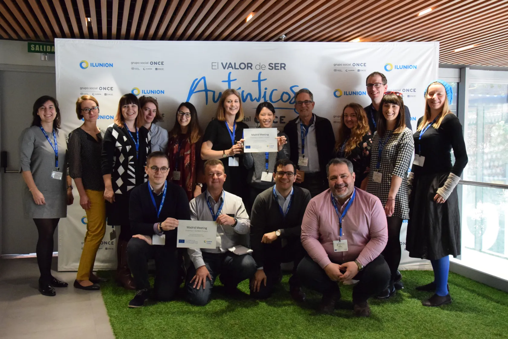 Fotografía de familia proyecto DLNGO 