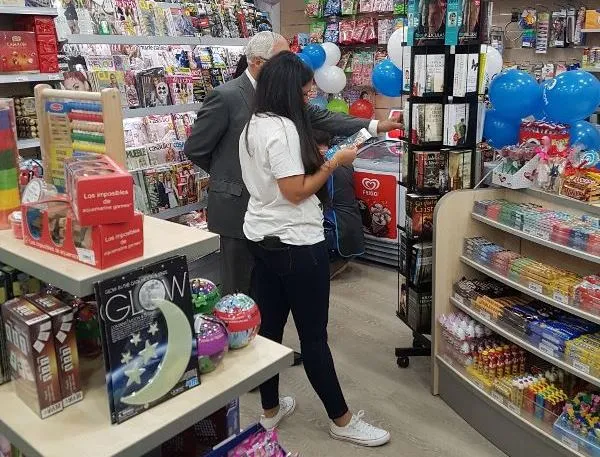Fotografía de la tienda de conveniencia de ILUNION Retail en el Hospital Infantil Universitario Niño Jesús 