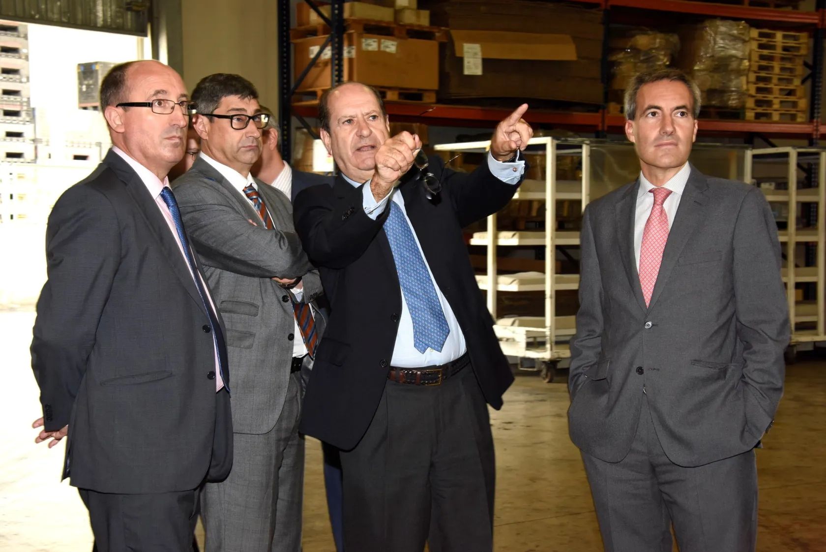 (de derecha a izquierda): Alejandro Oñoro, consejero delegado de ILUNION; Miguel Lamas, director general de ILUNION Automoción; José Luis Pinto, vicepresidente primero del Consejo General de la ONCE y Julio Miguel, director técnico de control Financiero y Auditoría del Consejo General de la ONCE